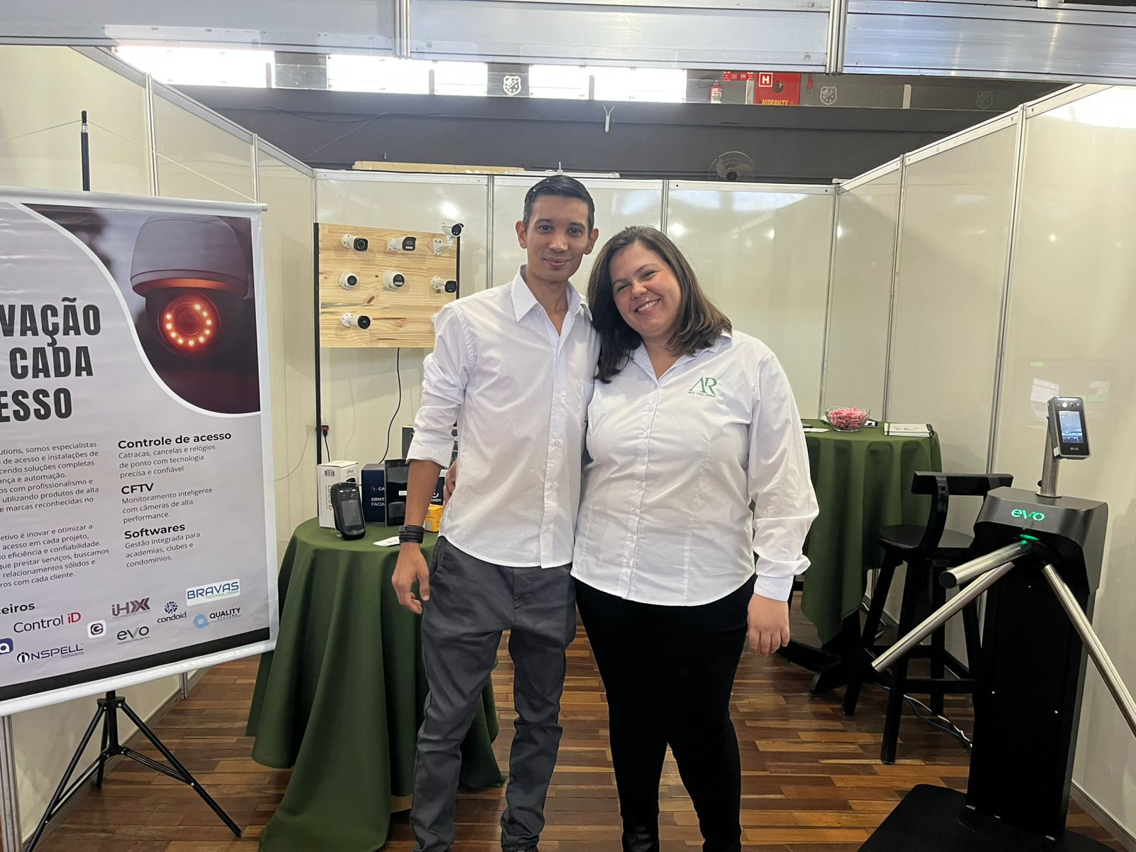 Equipe ARIA Solutions em Feira de Segurança